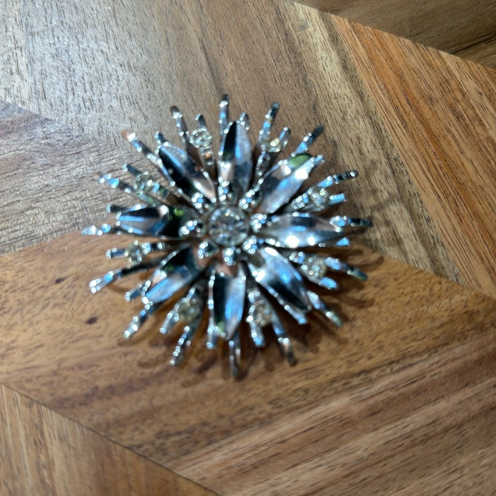 Sparkling Silver Floral Hair Brooch